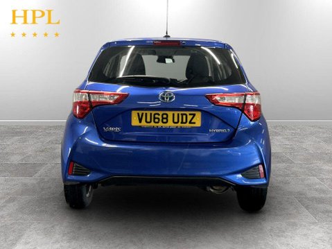 Toyota Yaris 1.5 VVT-h Icon Hatchback 5dr Petrol Hybrid E-CVT Euro 6 (s/s) (100 ps) Air 6