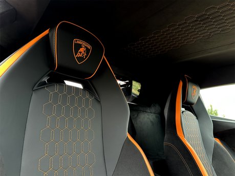 Lamborghini Revuelto V12 54