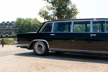 Mercedes-Benz 600 Pullman 12