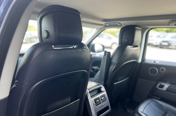 Land Rover Range Rover Sport 3.0 SDV6 HSE AUTO 32
