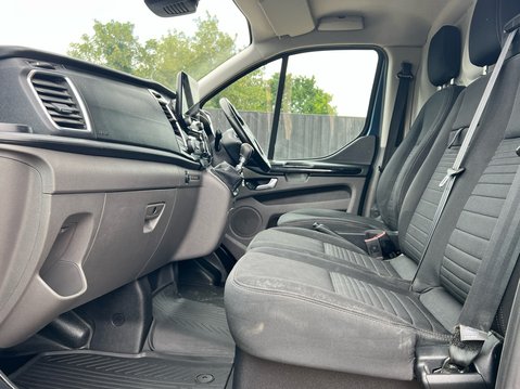 Ford Transit Custom 300 LIMITED P/V L2 H1 3