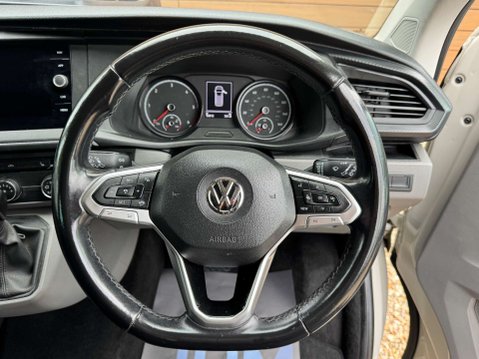 Volkswagen Transporter 2.0 Transporter T32 Highline TDI 4Motion Semi-Auto 4WD 31