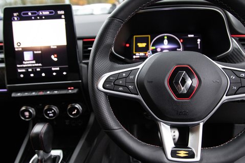 Renault Arkana RS LINE E-TECH 18