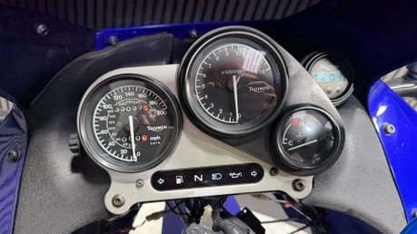 Triumph Sprint 885 1996 RUNNING CLASSIC SPORTS TOURER PROJECT BIKE 885CC 18