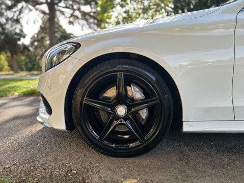 Mercedes-Benz C Class C220 BLUETEC AMG LINE PREMIUM PLUS 24