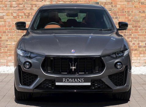 Maserati Levante S GranSport 4