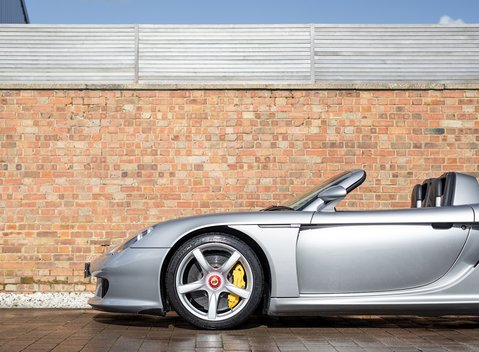 Porsche Carrera GT 27