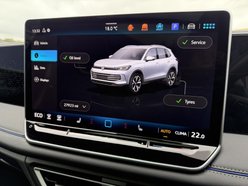 Volkswagen Tiguan 1.5 TSI eHybrid 19.7kWh R-Line SUV 5dr Petrol Plug-in Hybrid DSG Euro 6 (s/ 48
