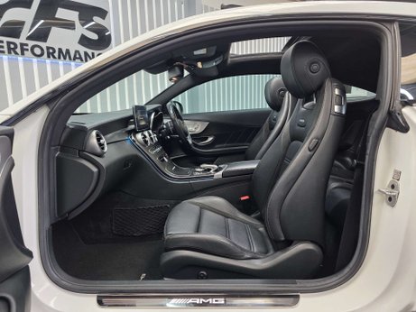 Mercedes-Benz C Class 4.0 C63 V8 BiTurbo AMG (Premium) Coupe 2dr Petrol SpdS MCT Euro 6 (s/s) (47 34