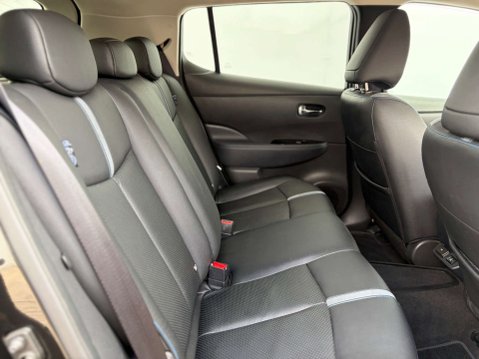 Nissan LEAF Leaf Takna 5dr 23