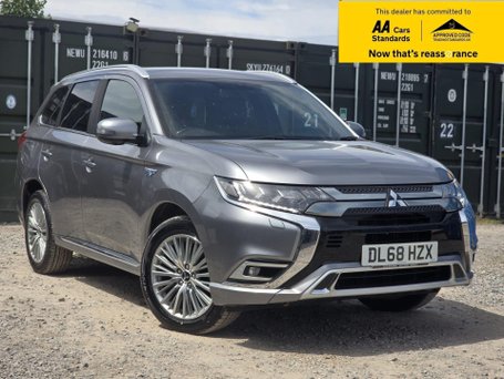 Mitsubishi Outlander 2.4h TwinMotor 13.8kWh 4h SUV 5dr Petrol Plug-in Hybrid CVT 4WD Euro 6 (s/s