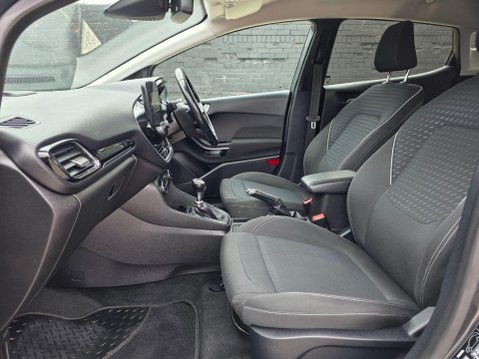 Ford Fiesta 1.0T EcoBoost Titanium Euro 6 (s/s) 5dr 33