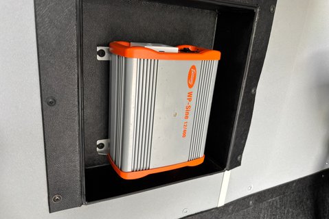 Iveco Daily 70C18V Welfare Unit - Tail Lift / Toilet / 7 Seats / Air Con 26