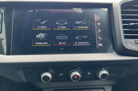 Audi A1 SPORTBACK 1.0 TFSI TECHNIK 41