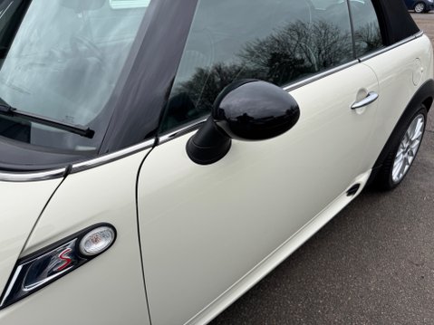 Mini Convertible COOPER S 25
