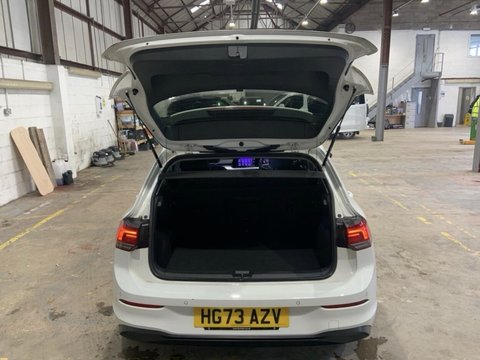 Volkswagen Golf LIFE ETSI DSG 7