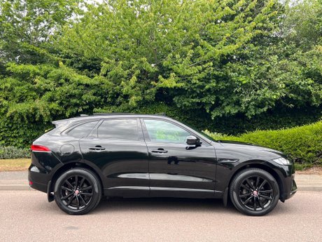 Jaguar F-Pace 2.0 D180 Chequered Flag Auto AWD Euro 6 (s/s) 5dr 2
