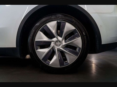 Tesla Model Y (Dual Motor) Long Range SUV 5dr Electric Auto 4WDE (384 bhp) 20