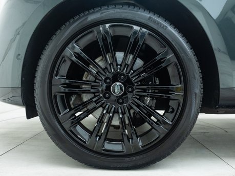 Land Rover Range Rover P400 AUTOBIOGRAPHY LWB 7 Seater 