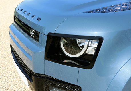 Land Rover Defender 90