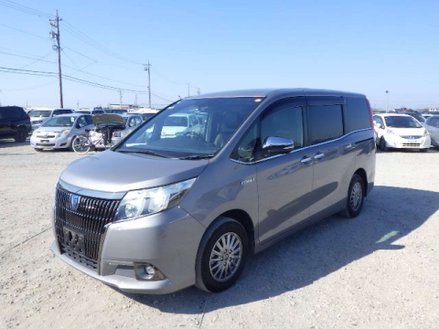 Toyota Esquire Hybrid 