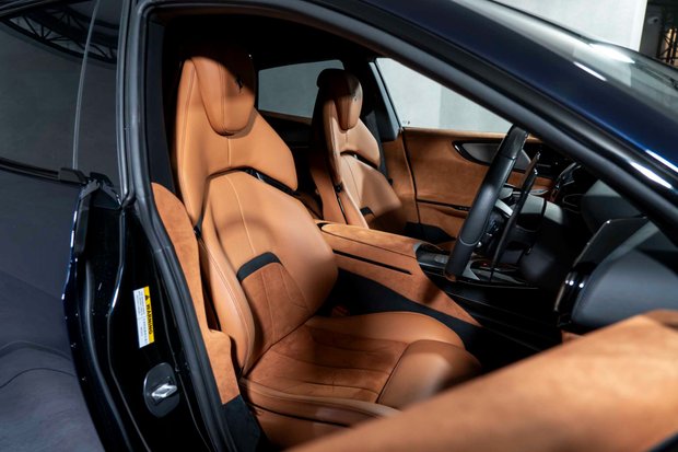 Ferrari Purosangue ATELIER. EXTENSIVE CARBON FIBRE. PAINTED SHIELDS. PASSENGER DISPLAY. P/ROOF 2