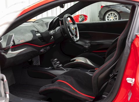 Ferrari 488 Pista 15