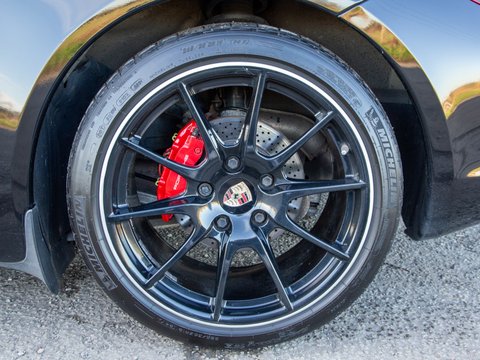 Porsche Cayman S BLACK EDITION PDK 19