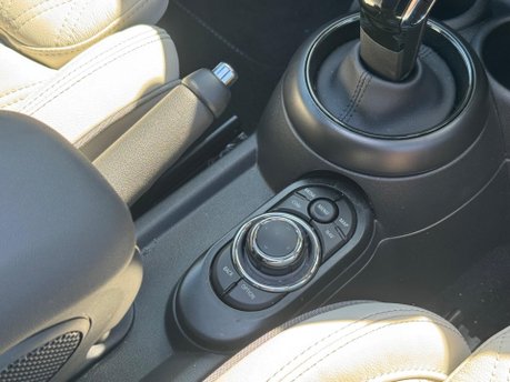 Mini Hatch COOPER EXCLUSIVE 17