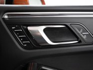 Porsche Macan 2.0T SUV 5dr Petrol PDK 4WD Euro 6 (s/s) (265 ps) 20