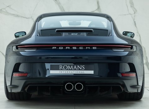 Porsche 911 GT3 TOURING (992) 8