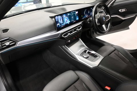 BMW 3 Series 2.0 330e M Sport Auto 5dr 31