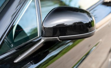 Aston Martin Vanquish 25