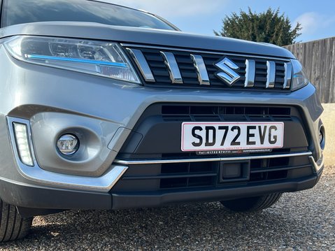 Suzuki Vitara SZ-T MHEV 16