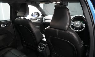 Volvo XC40 P8 R-DESIGN AWD One Owner Full Volvo Service History Leather Interior 19