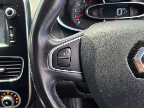 Renault Clio 1.5 dCi Dynamique S Nav Hatchback 5dr Diesel EDC Euro 6 (s/s) (90 ps) 40