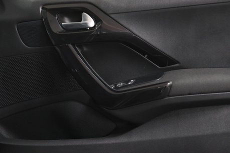 Peugeot 208 PURETECH S/S SIGNATURE 36