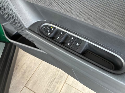 Mini Hatch 2.0S Classic Steptronic Euro 6 (s/s) 5dr 19
