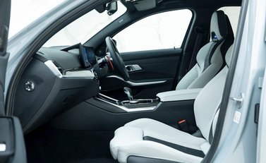 BMW M3 Competition 14