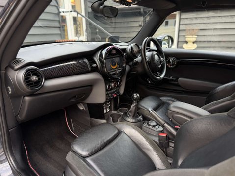 Mini Hatch 2.0 Cooper SD Hatchback 3dr Diesel Manual Euro 6 (s/s) (170 ps) 30
