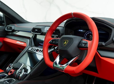 Lamborghini Urus 9
