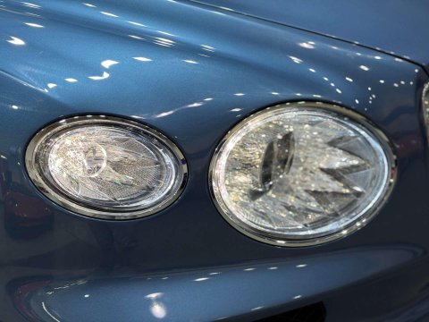 Bentley Bentayga 4.0 V8 SUV 5dr Petrol Auto 4WD Euro 6 (s/s) (550 ps) 41