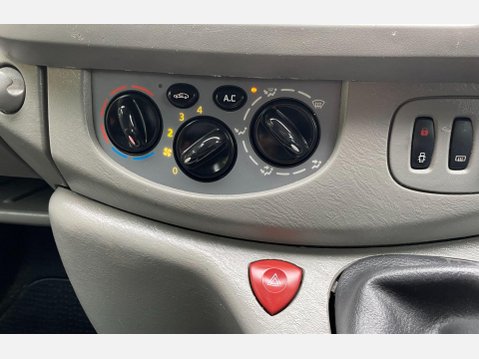 Vauxhall Vivaro 2.0 CDTi Sportive Panel Van 4dr Diesel Manual FWD L1 (215 g/km, 113 bhp) 27