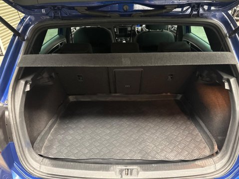 Volkswagen Golf 2.0 TSI BlueMotion Tech R 4Motion Euro 6 (s/s) 5dr 42