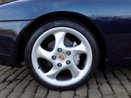 Porsche 911 CARRERA 4 52