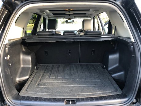 Land Rover Freelander SD4 HSE automatic diesel 89,000m, NAV, heated seats, leather, DAB 8