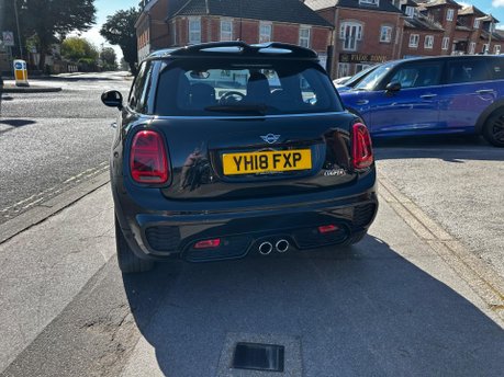 Mini Hatch 2.0 Cooper S Steptronic Euro 6 (s/s) 3dr 6