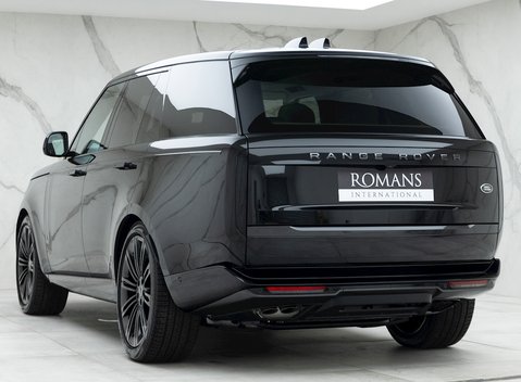 Land Rover Range Rover P530 First Edition 3