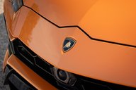Lamborghini Urus V8 6