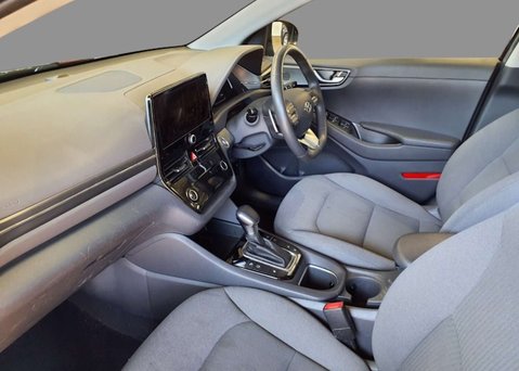 Hyundai IONIQ 1.6 h-GDi Premium Hatchback 5dr Petrol Hybrid DCT Euro 6 (s/s) (141 ps) 11